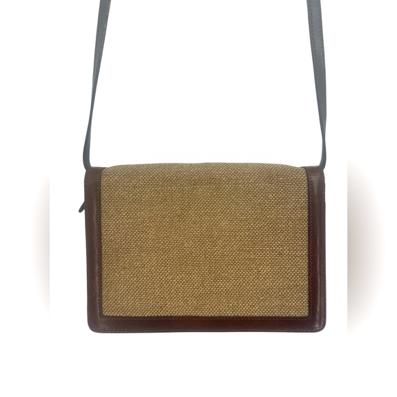 Brahmin Handbags - Vintage Brahmin Leather Crossbody purse